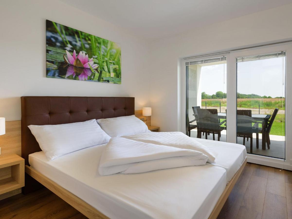 Apartment With Pool, Roof Terrace, Garden Zsira Buitenkant foto